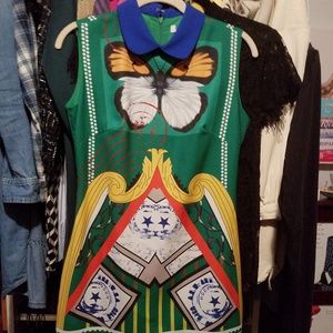 Chic multi color dress... so on Point